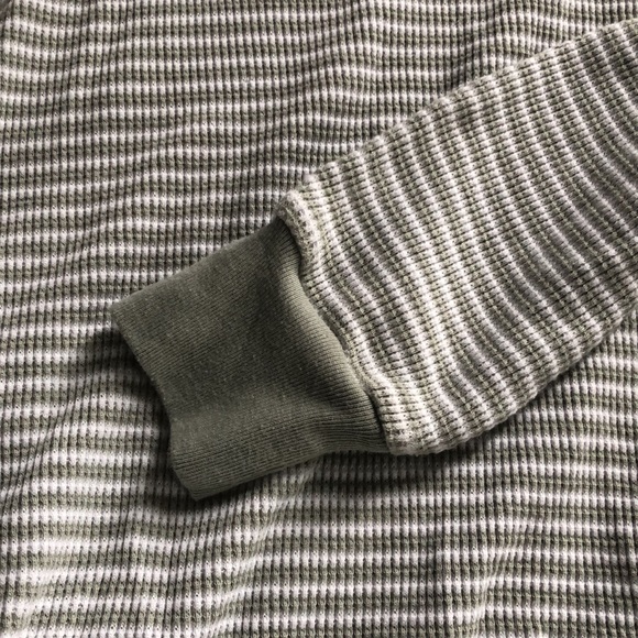 Aritzia TNA striped long sleeve top - Picture 5 of 6